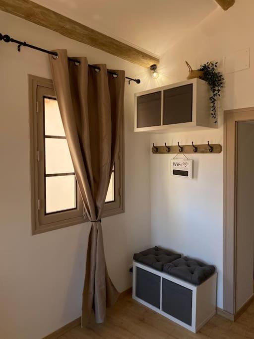 Le Petit Loft Des Halles Beziers Bagian luar foto
